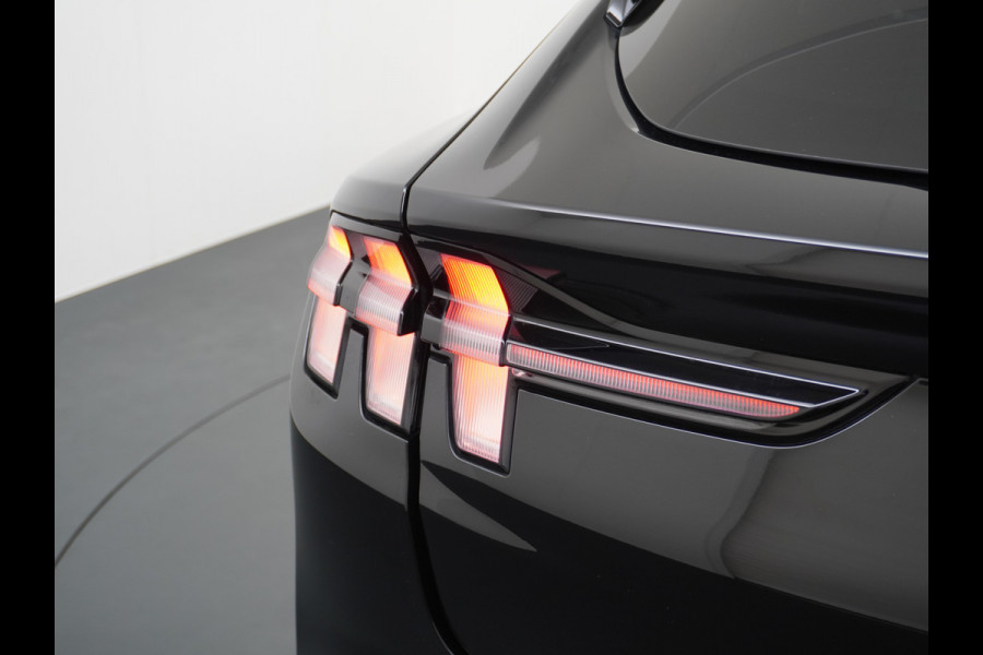 Ford Mustang Mach-E Extended RWD 98 kWh Leer Pano-Dak Auto-Pilot-Adaptive Cruise+Lane Centring Assist en Stop&Go Apple-Android Carplay 360-gr Elektr.verst.Stoelen+geheugen+Verwarmd Bang & OlufsenDual-ECC Fully Active Park Assist Elektr.Achterklep BLISS Driver Alert One-pedal-drive Lane Change Warning en Lane Centering Assist FordKeyless Entry Grootste-Accu+Bereik  59.000 nieuw