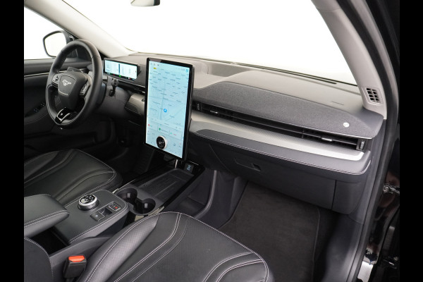 Ford Mustang Mach-E Extended RWD 98 kWh Leer Pano-Dak Auto-Pilot-Adaptive Cruise+Lane Centring Assist en Stop&Go Apple-Android Carplay 360-gr Elektr.verst.Stoelen+geheugen+Verwarmd Bang & OlufsenDual-ECC Fully Active Park Assist Elektr.Achterklep BLISS Driver Alert One-pedal-drive Lane Change Warning en Lane Centering Assist FordKeyless Entry Grootste-Accu+Bereik  59.000 nieuw