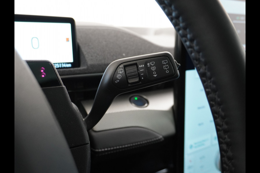 Ford Mustang Mach-E Extended RWD 98 kWh Leer Pano-Dak Auto-Pilot-Adaptive Cruise+Lane Centring Assist en Stop&Go Apple-Android Carplay 360-gr Elektr.verst.Stoelen+geheugen+Verwarmd Bang & OlufsenDual-ECC Fully Active Park Assist Elektr.Achterklep BLISS Driver Alert One-pedal-drive Lane Change Warning en Lane Centering Assist FordKeyless Entry Grootste-Accu+Bereik  59.000 nieuw