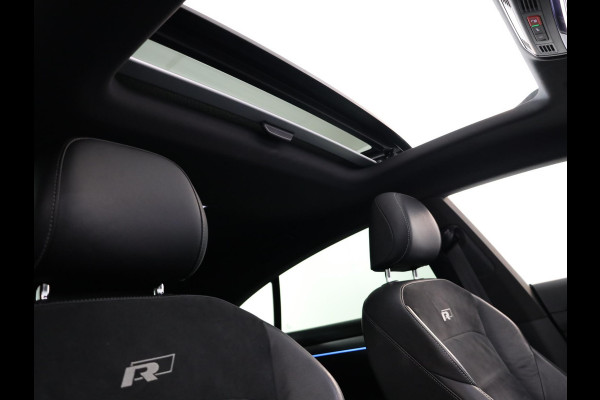 Volkswagen Arteon 1.5 TSI Business R 150pk AUT| Pano-dak| verwarmde voorruit| leer-alcantara| 19'LM-velgen