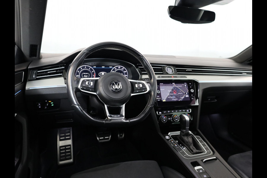 Volkswagen Arteon 1.5 TSI Business R 150pk AUT| Pano-dak| verwarmde voorruit| leer-alcantara| 19'LM-velgen