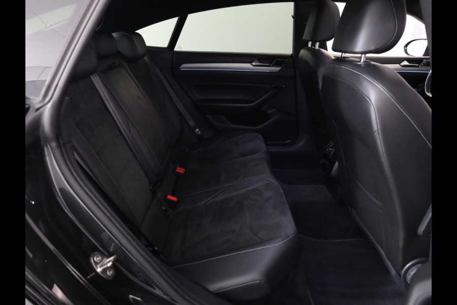 Volkswagen Arteon 1.5 TSI Business R 150pk AUT| Pano-dak| verwarmde voorruit| leer-alcantara| 19'LM-velgen
