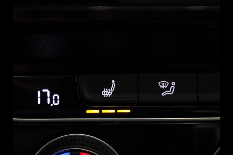 Volkswagen Arteon 1.5 TSI Business R 150pk AUT| Pano-dak| verwarmde voorruit| leer-alcantara| 19'LM-velgen