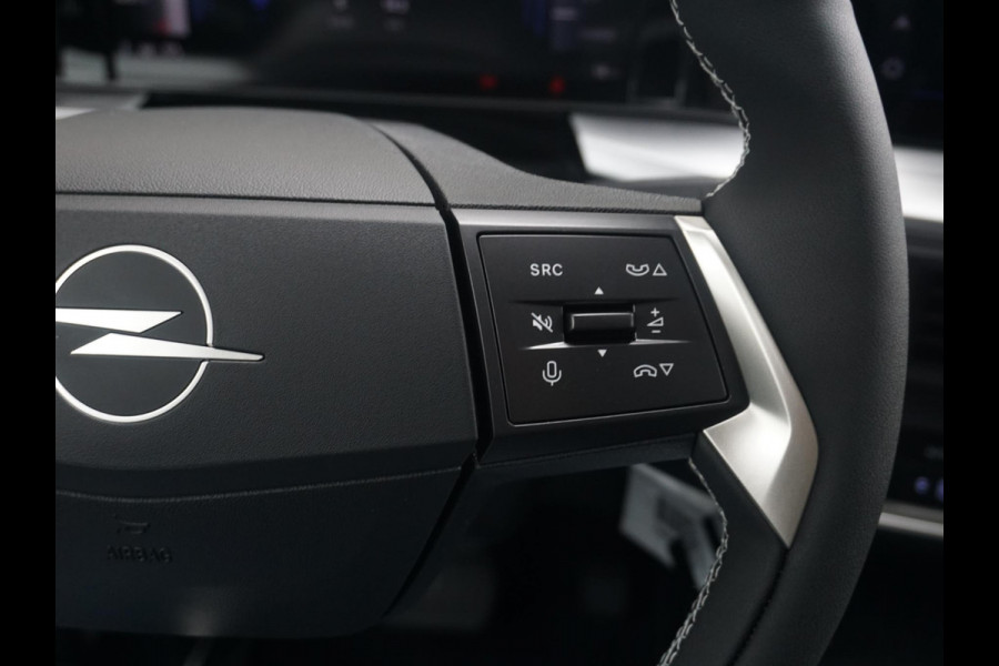 Opel Frontera Electric GS 113 Pk 44 kWh 3 fase | Climate Control | Winterpack | Navigatie EU | Privacy Glass | Carplay / AndroidAuto | Parkpilot / Camera |  Direct uit voorraad leverbaar |