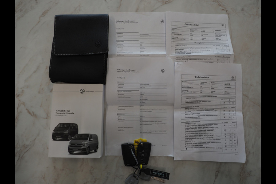 Volkswagen Transporter 2.0 TDI 150PK DC Dubbele Cabine R-Line L2H1 6-Zits | Sidebars | Splitter | Airco | Carplay | Trekhaak