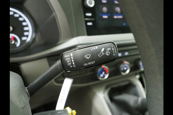 Volkswagen Transporter 2.0 TDI 150PK DC Dubbele Cabine R-Line L2H1 6-Zits | Sidebars | Splitter | Airco | Carplay | Trekhaak