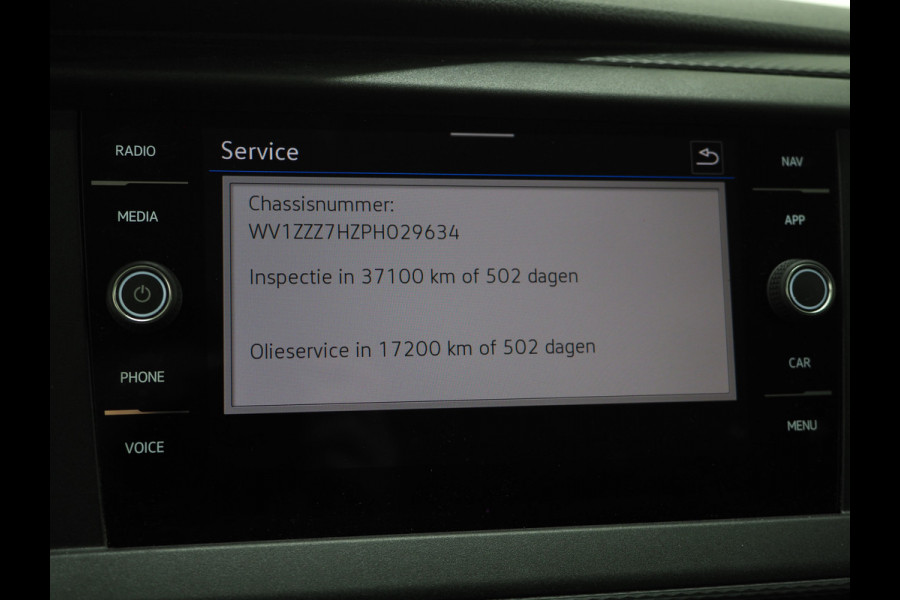 Volkswagen Transporter 2.0 TDI 150PK DC Dubbele Cabine R-Line L2H1 6-Zits | Sidebars | Splitter | Airco | Carplay | Trekhaak