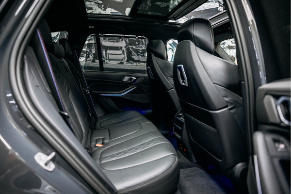 BMW X5 xDrive50e Prachtig samen gestelde X5 M stoelen, Dravit Grau