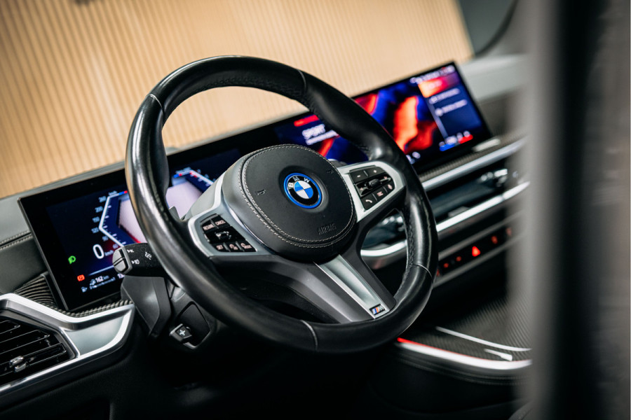 BMW X5 xDrive50e Prachtig samen gestelde X5 M stoelen, Dravit Grau