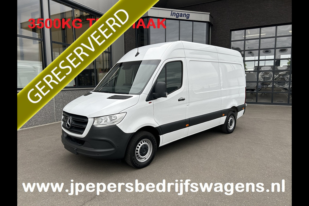 Mercedes-Benz Sprinter 316 CDI L2 H2 3500KG Trekhaak / MBUX / Camera / Navigatie / Parkeersensoren / Airco / 270 Graden achterdeuren Mercedes-Benz Sprinter 316 CDI L2 H2 3500KG Trekhaak / MBUX / Camera / Navigatie / Parkeersensoren / Airco / 270 Graden achterdeuren