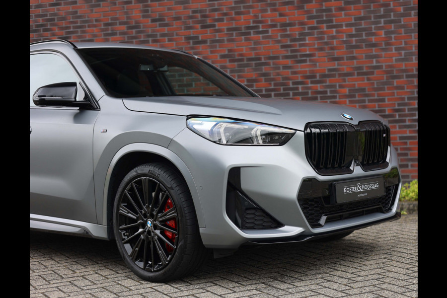 BMW X1 23i x-Drive *Pano*M-Sport*Head-Up*Uniek!*
