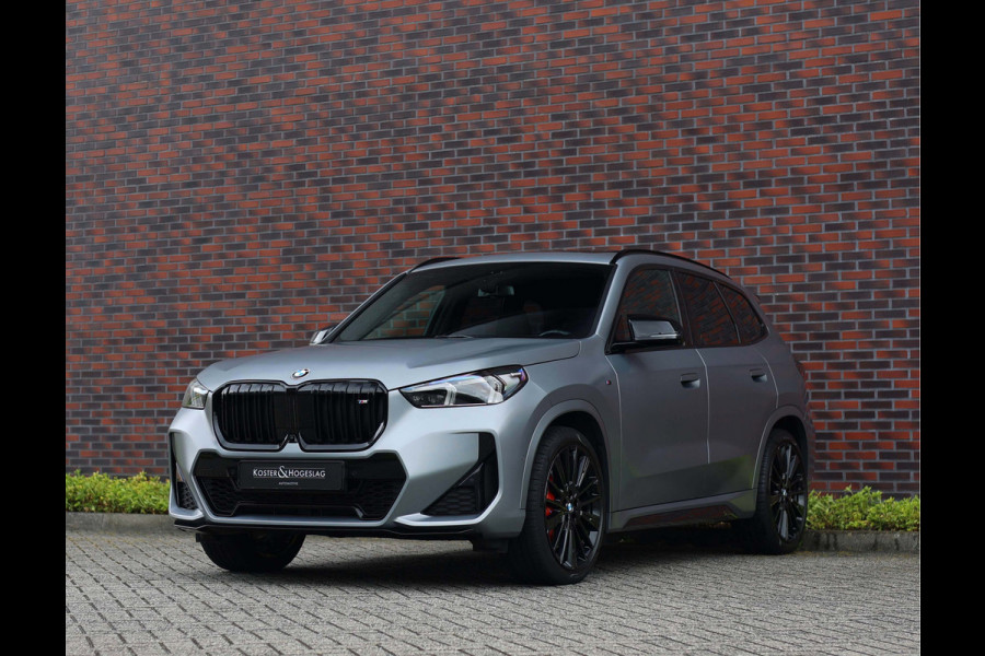BMW X1 23i x-Drive *Pano*M-Sport*Head-Up*Uniek!*