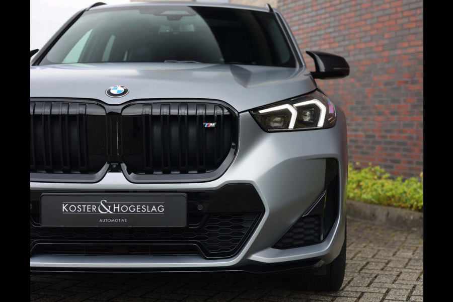 BMW X1 23i x-Drive *Pano*M-Sport*Head-Up*Uniek!*