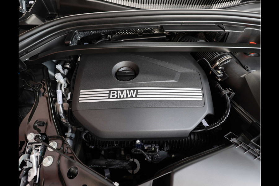 BMW X1 23i x-Drive *Pano*M-Sport*Head-Up*Uniek!*