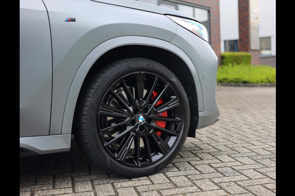 BMW X1 23i x-Drive *Pano*M-Sport*Head-Up*Uniek!*