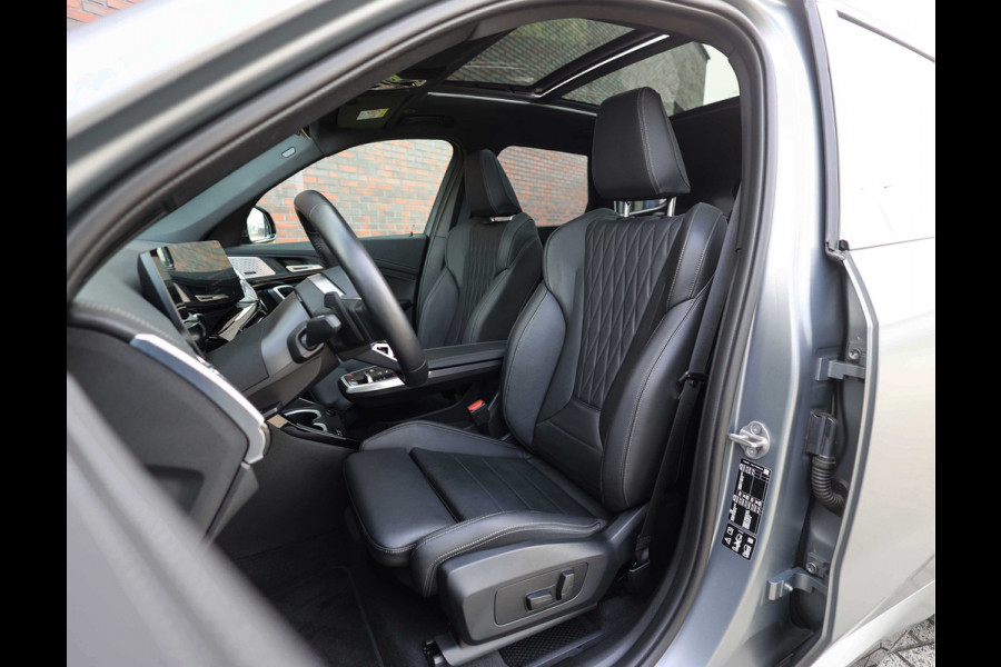 BMW X1 23i x-Drive *Pano*M-Sport*Head-Up*Uniek!*