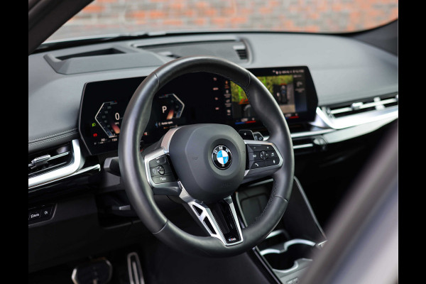 BMW X1 23i x-Drive *Pano*M-Sport*Head-Up*Uniek!*