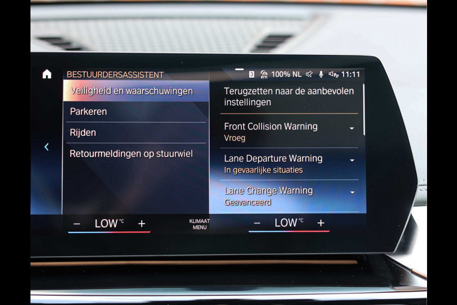 BMW X1 23i x-Drive *Pano*M-Sport*Head-Up*Uniek!*