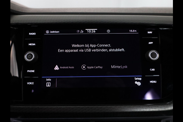 Volkswagen T-Cross 1.0 TSI R-Line 110pk 6bak| digital display| 18'LM-velgen| Climatronic