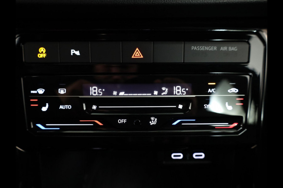 Volkswagen T-Cross 1.0 TSI R-Line 110pk 6bak| digital display| 18'LM-velgen| Climatronic