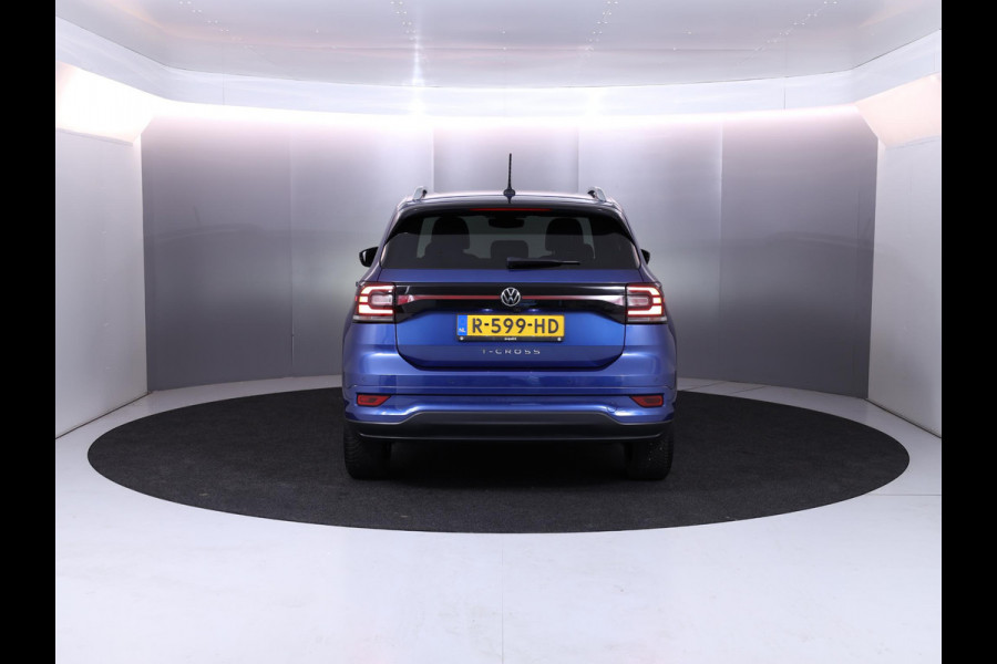 Volkswagen T-Cross 1.0 TSI R-Line 110pk 6bak| digital display| 18'LM-velgen| Climatronic