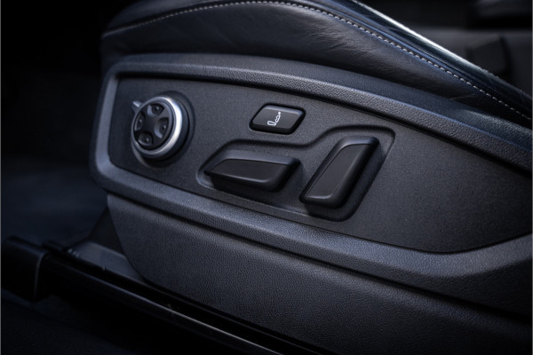 Audi Q5 55 TFSI e quattro Competition - RS Seats | Luchtv l Trekh | Pano l B&O | 360 Camera | ACC | HUD S-Line