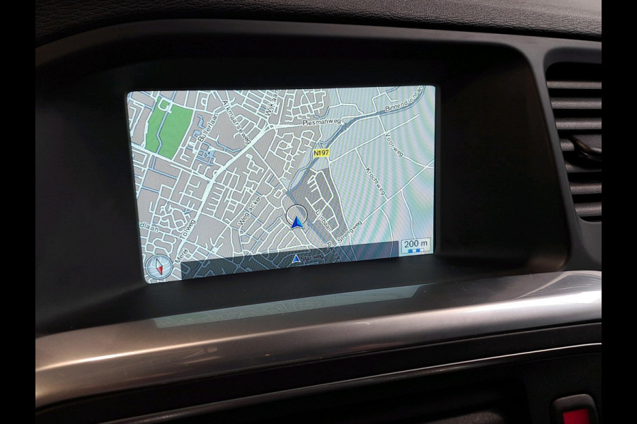 Volvo S60 1.5 T2 Nordic+ | automaat | Harman Kardon | dealer onderhouden | trekhaak | standkachel | stoelverwarming