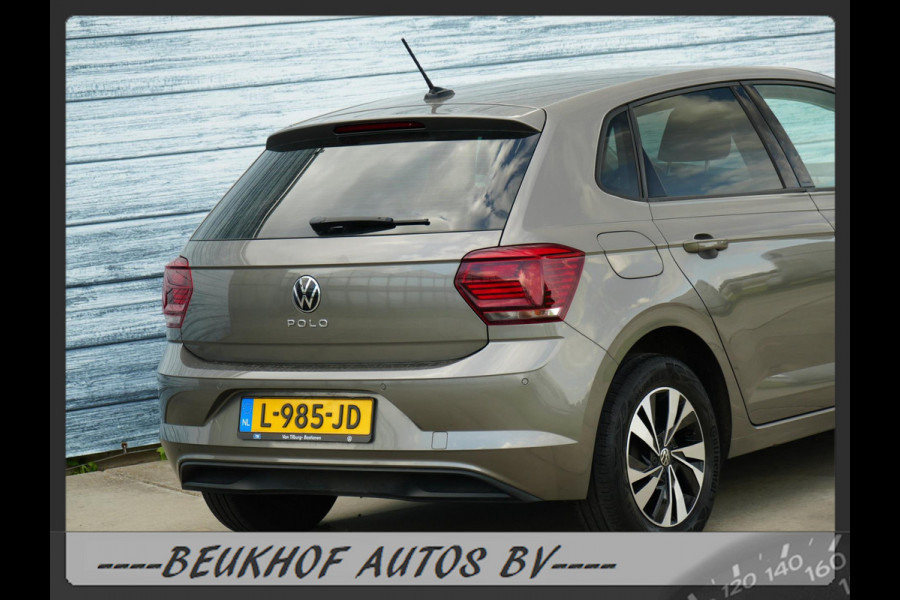 Volkswagen Polo 1.0 TSI Parkeersensor Carplay Navi Velgen