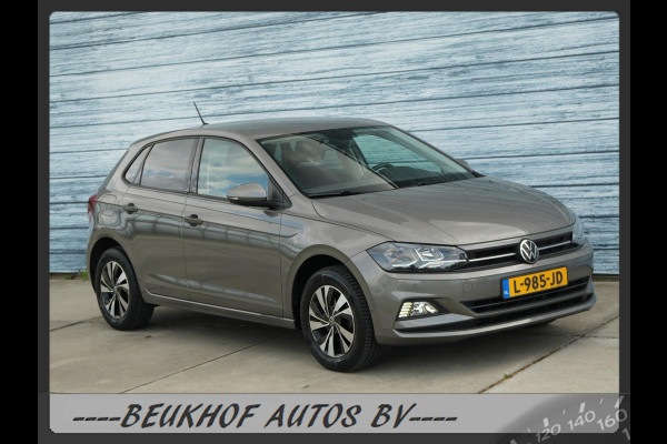 Volkswagen Polo 1.0 TSI Parkeersensor Carplay Navi Velgen
