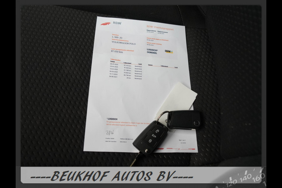 Volkswagen Polo 1.0 TSI Parkeersensor Carplay Navi Velgen