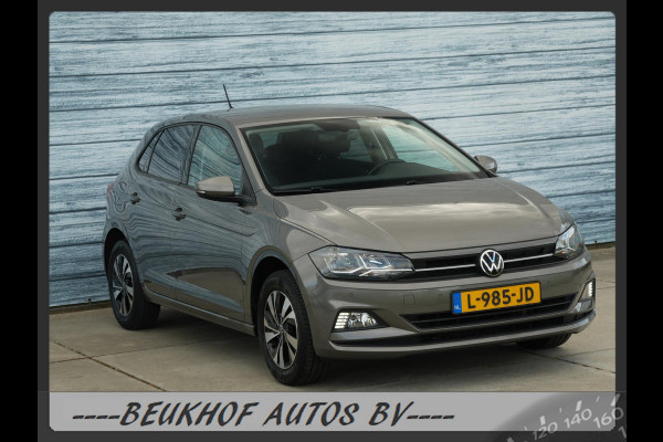 Volkswagen Polo 1.0 TSI Parkeersensor Carplay Navi Velgen