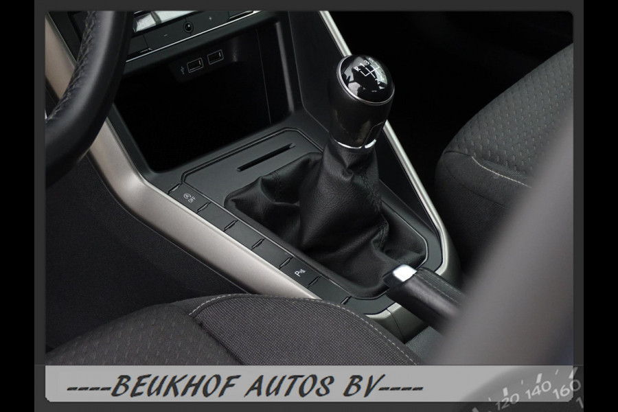 Volkswagen Polo 1.0 TSI Parkeersensor Carplay Navi Velgen