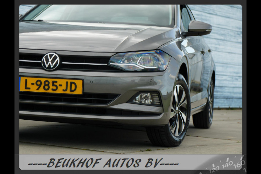 Volkswagen Polo 1.0 TSI Parkeersensor Carplay Navi Velgen
