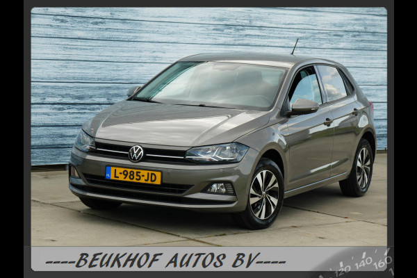 Volkswagen Polo 1.0 TSI Parkeersensor Carplay Navi Velgen
