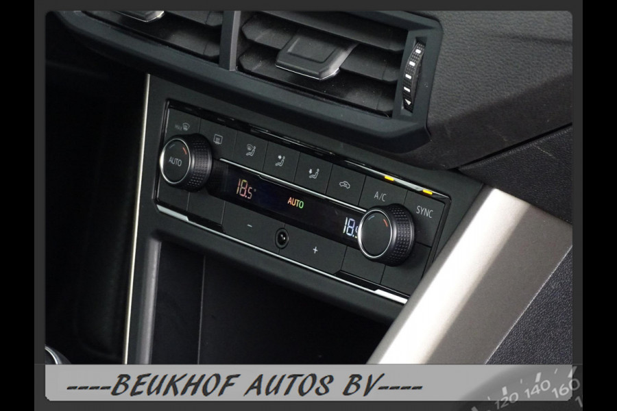Volkswagen Polo 1.0 TSI Parkeersensor Carplay Navi Velgen