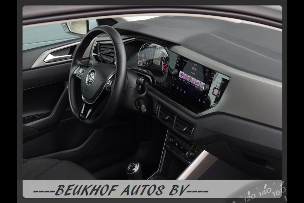 Volkswagen Polo 1.0 TSI Parkeersensor Carplay Navi Velgen