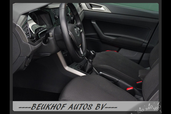 Volkswagen Polo 1.0 TSI Parkeersensor Carplay Navi Velgen