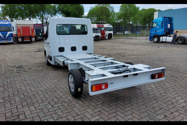 Renault Master E-TECH 87 KW FWD EL - NEW CHASSIS - WIELBASIS 4.22 METER - MC 558978