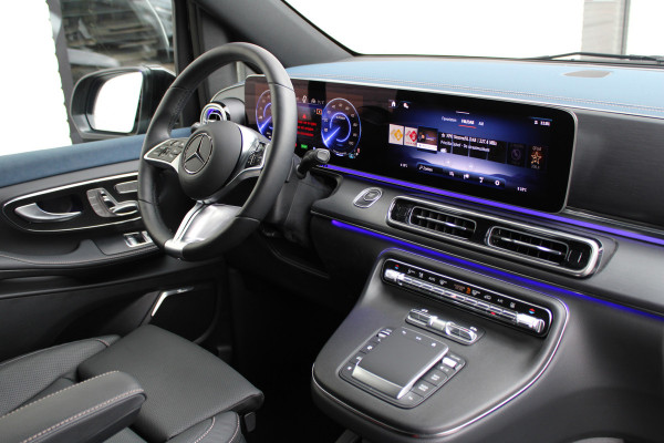 Mercedes-Benz Eqv 300 L2 / AMG / New Model / 7/8-Persoons / Luchtvering / Led / Electr Stoelen / Vol Opties / NIEUW!!