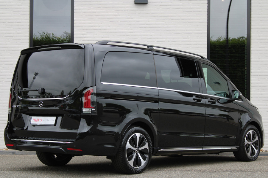 Mercedes-Benz Eqv 300 L2 / AMG / New Model / 7/8-Persoons / Luchtvering / Led / Electr Stoelen / Vol Opties / NIEUW!!