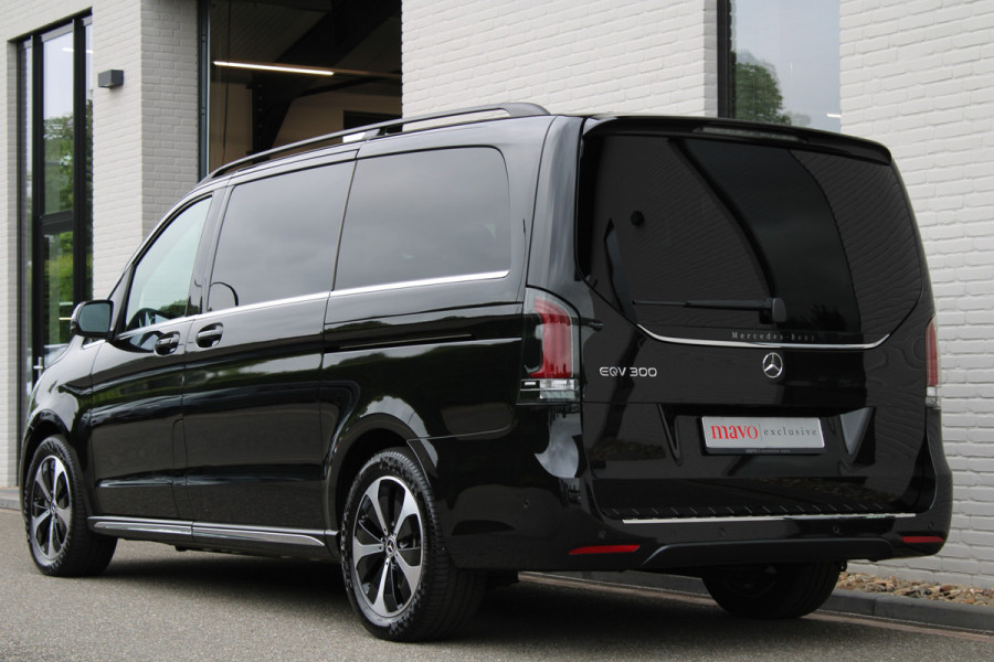 Mercedes-Benz Eqv 300 L2 / AMG / New Model / 7/8-Persoons / Luchtvering / Led / Electr Stoelen / Vol Opties / NIEUW!!