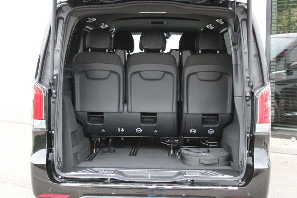 Mercedes-Benz Eqv 300 L2 / AMG / New Model / 7/8-Persoons / Luchtvering / Led / Electr Stoelen / Vol Opties / NIEUW!!