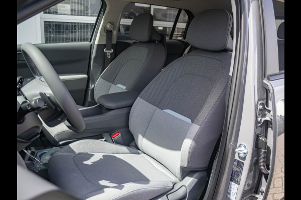 Kia EV3 Plus 58.3 kWh | Uit voorraad leverbaar | Navi | 17" | Adapt. Cruise | Clima | PDC | Dakrails | Stoel&Stuurverw. | Priv Glass | BSM | Private Lease € 516,- Actie !