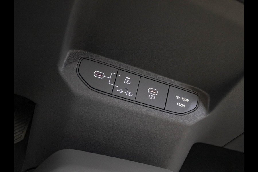 Kia EV3 Plus 58.3 kWh | Uit voorraad leverbaar | Navi | 17" | Adapt. Cruise | Clima | PDC | Dakrails | Stoel&Stuurverw. | Priv Glass | BSM | Private Lease € 516,- Actie !