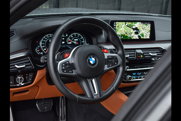 BMW 5 Serie M5 | COMFORT ACCESS | M-SPORT UITLAAT | CARBON DAK | HARMAN/KARDON | LED | 360 CAMERA | CARPLAY | 4-ZONE CLIMATE | M-PERFORMANCE