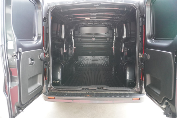 Renault Trafic 2.0 dCi 130PK T30 L2H1 Work Edition Nr. V031 | Airco | Cruise | Navi | Camera | Lm Velgen
