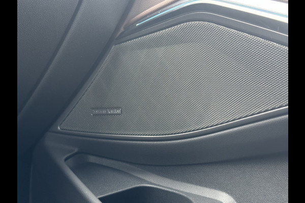 BMW 3 Serie Touring 330e M-SPORT! PANODAK! 19INCH! HARMAN KARDON! ADAPTIVE LED! CURV
