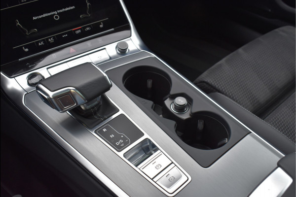 Audi A6 Avant 55 TFSI e Quattro 367 Pk S-Line Pano Leder Hud Matrix HD Keyless S6 Pakket 360 Camera 20 Inch Audi A6 Avant 55 TFSI e Quattro 367 Pk S-Line Pano Leder Hud Matrix HD Keyless S6 Pakket 360 Camera 20 Inch
