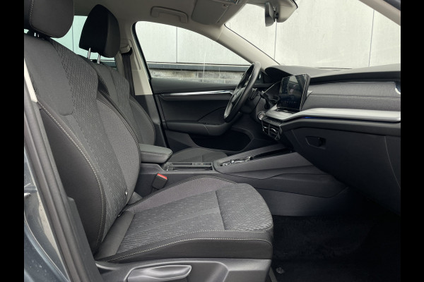 Škoda Octavia Combi 1.5 e-TSI Business Edition Plus | Trekhaak | Head-Up | Carplay | LED | Sfeerverl. | Camera | Memory