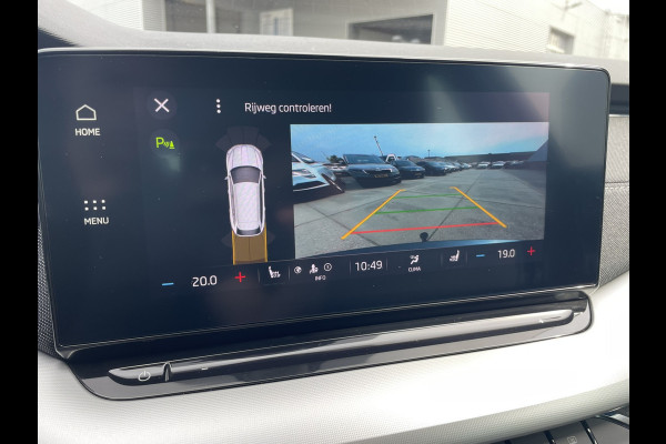 Škoda Octavia Combi 1.5 e-TSI Business Edition Plus | Trekhaak | Head-Up | Carplay | LED | Sfeerverl. | Camera | Memory